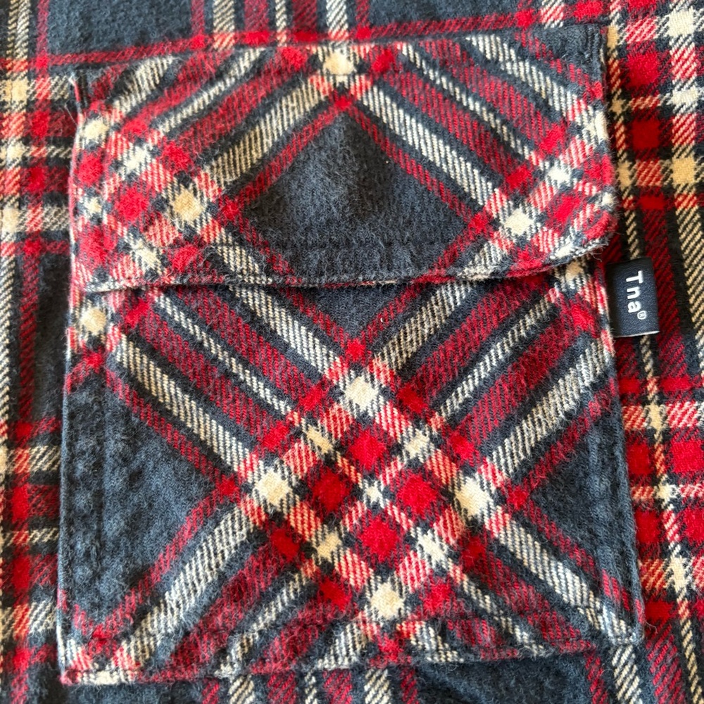 TNA Red and Blue thick Plaid Button Down Shirt, Sz S, great condition - Picture 4 of 8